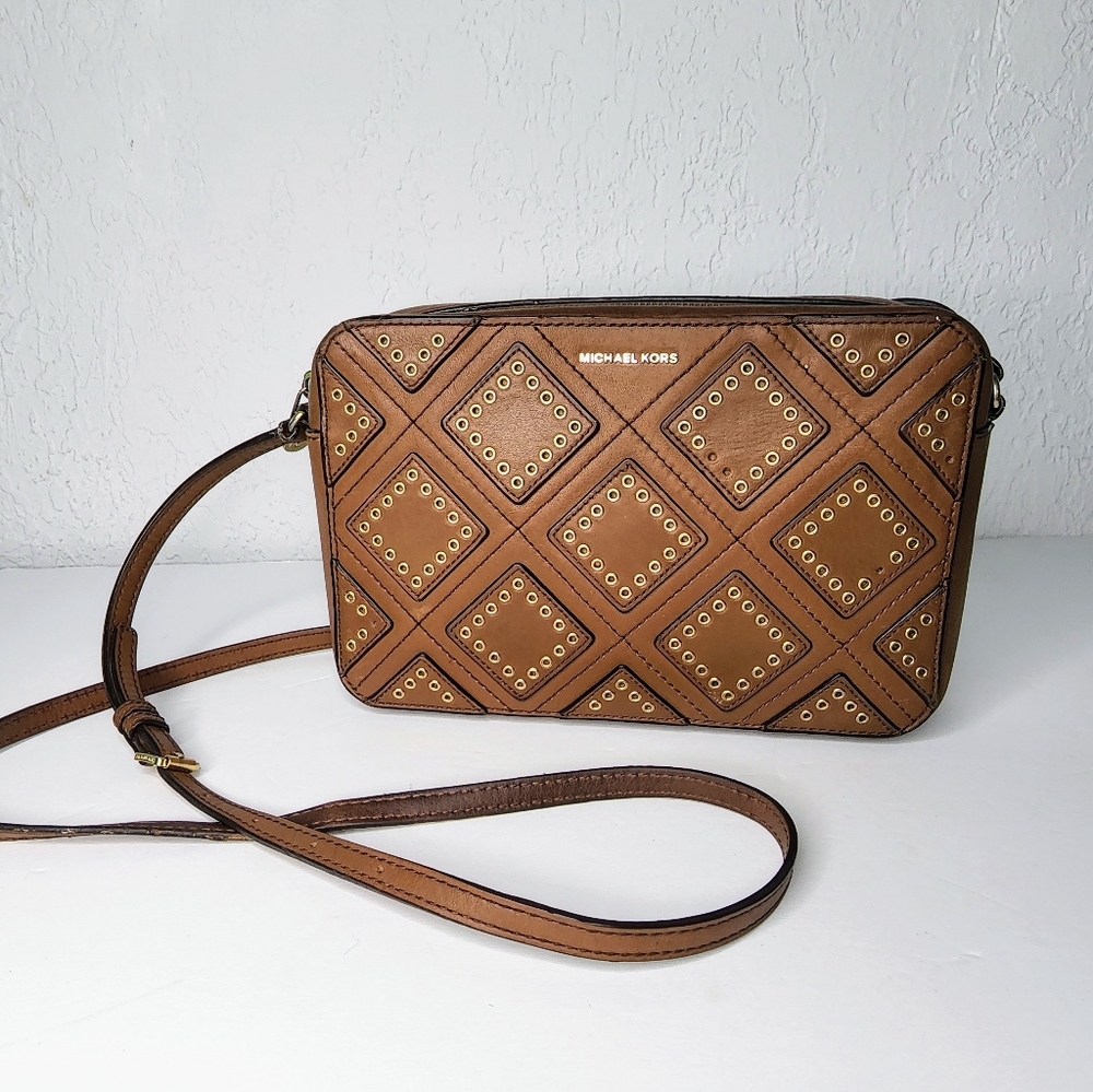 Michael Kors Gold Diamond Grommet Jet Set Travel Brick Leather Crossbody Bag